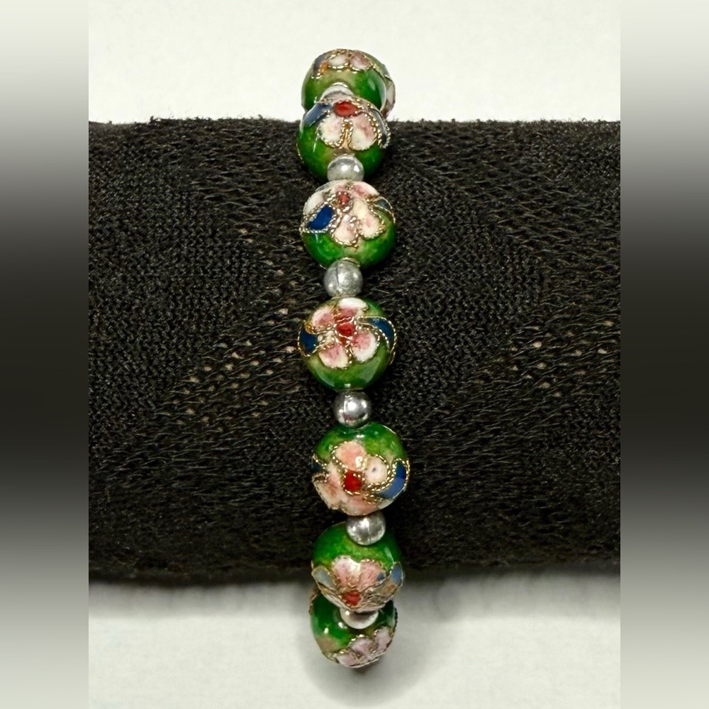 Vintage Cloisonne Bead Stretch Bracelet Green with Pink Flowers Silver Spacers